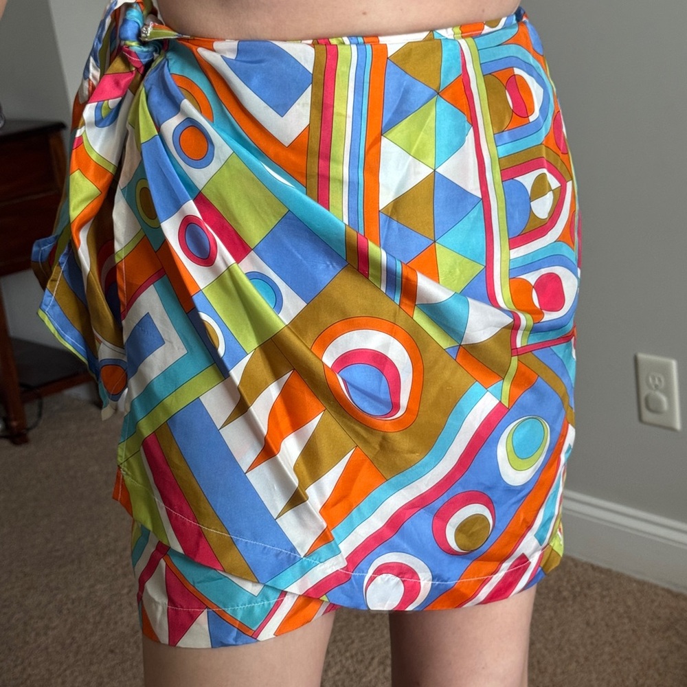 Vintage Silk Geometric Pia Rucci Wrap Mini Skirt (70’s/80’s)